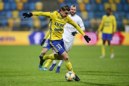 Pilka nozna. PKO Ekstraklasa. Arka Gdynia - Zaglebie Lubin. 13.12.2019